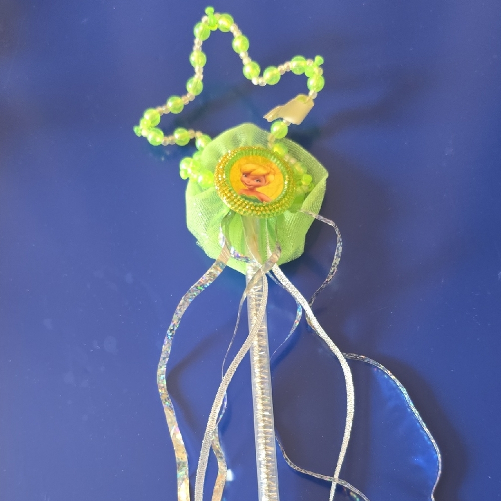 Green Star Wand with Silver Ribbons